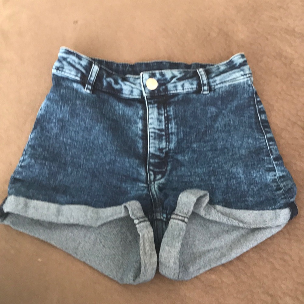 Dark blue shorts